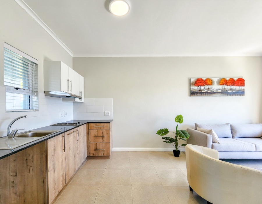 1 Bedroom Property for Sale in Bellair Western Cape